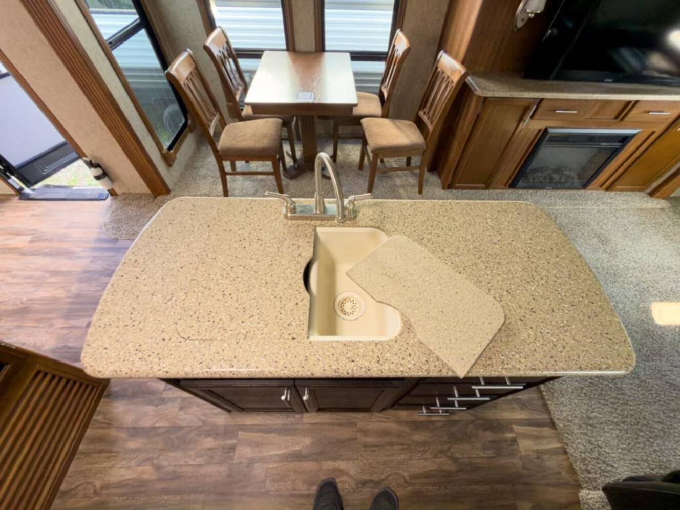 A photo of this 2017 Prime Time Rv LaCrosse 330RST