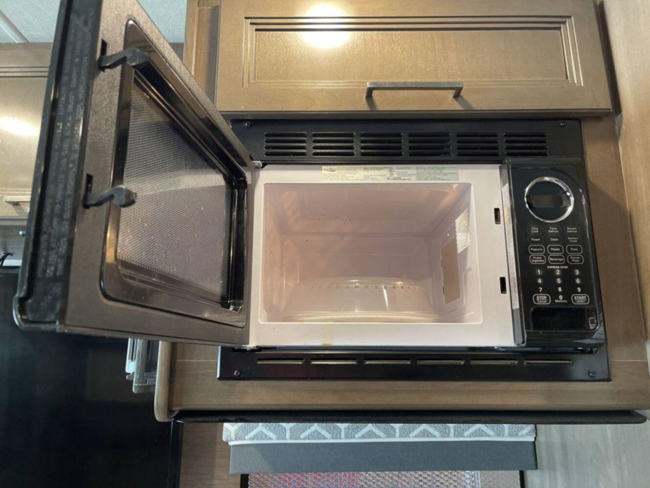 A photo of this 2021 Thor Motor Coach Freedom Traveler A27