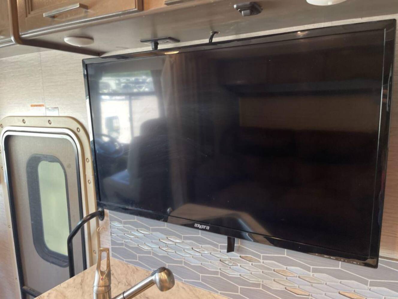 A photo of this 2021 Thor Motor Coach Freedom Traveler A27