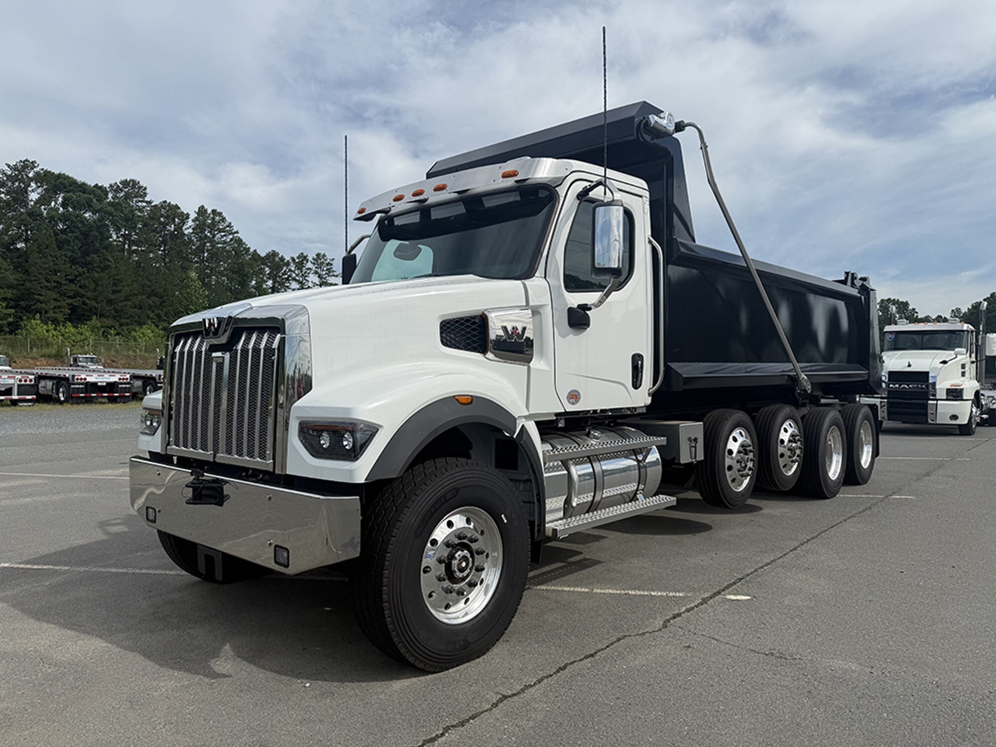 2026 WESTERN STAR 49X in Albemarle, NC