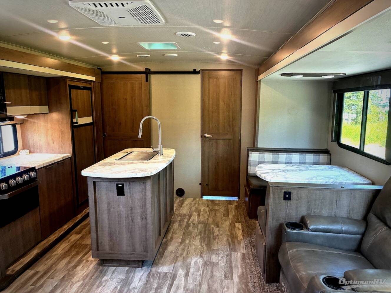 A photo of this 2020 Grand Design Imagine 3250BH