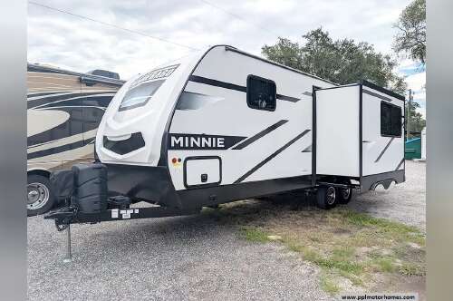 2023 Winnebago Minnie 2529RG in summerfield FL