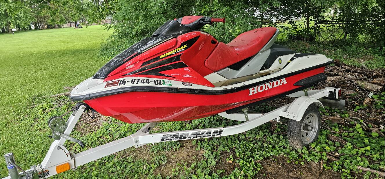 A photo of this 2004 Honda AQUATRAX R 12X