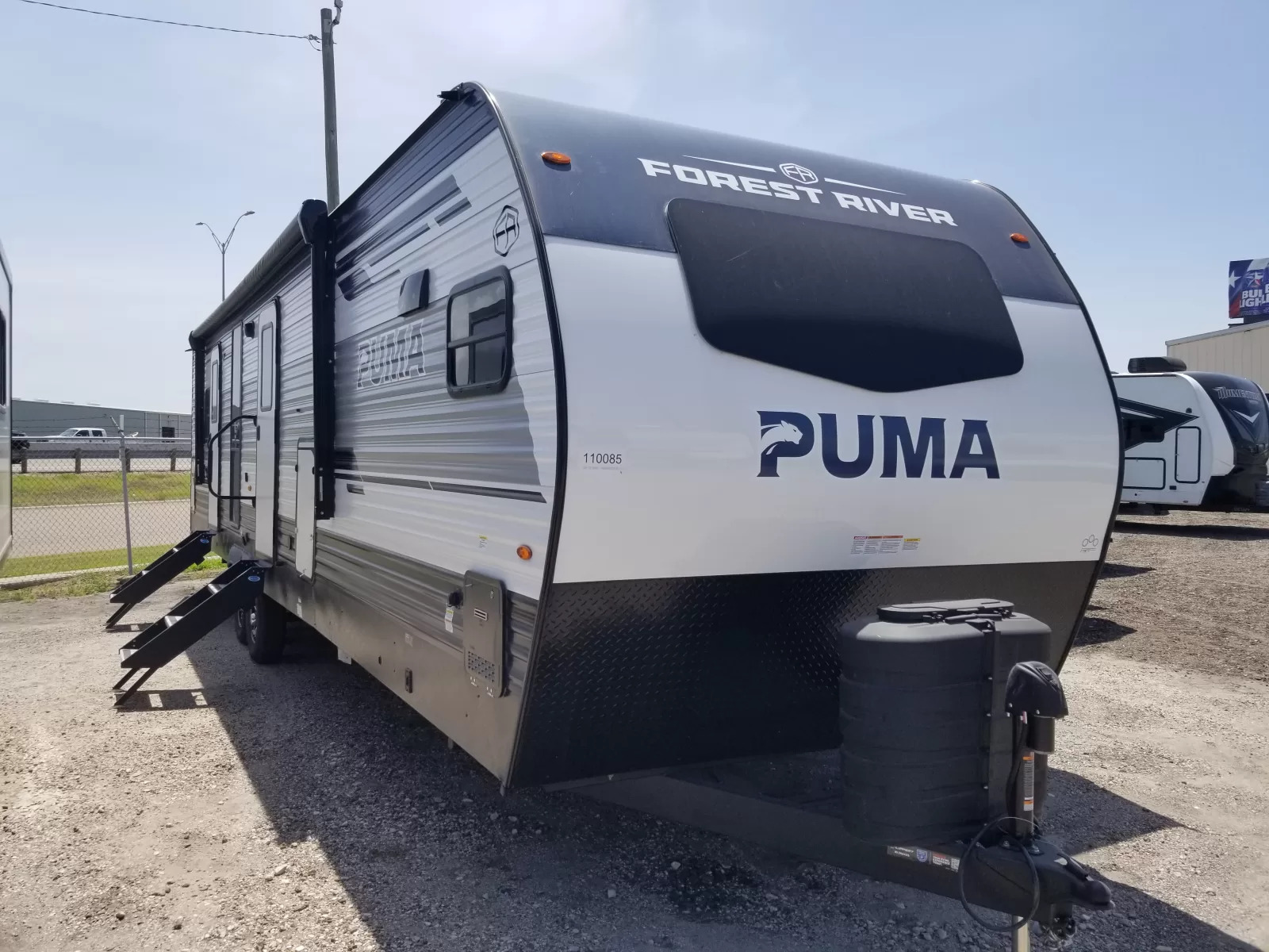 2027 Forest River PUMA 31FKRK Front Kitchen in corpus christi TX