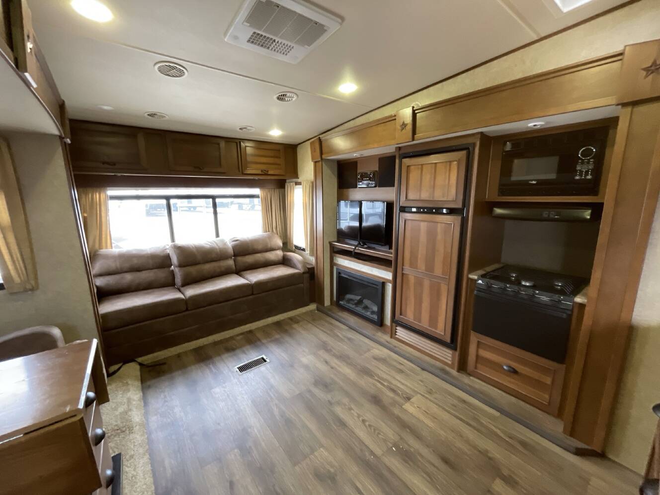 A photo of this 2014 Open Range LIGHT 297RLS