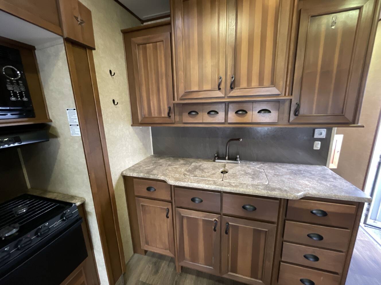 A photo of this 2014 Open Range LIGHT 297RLS