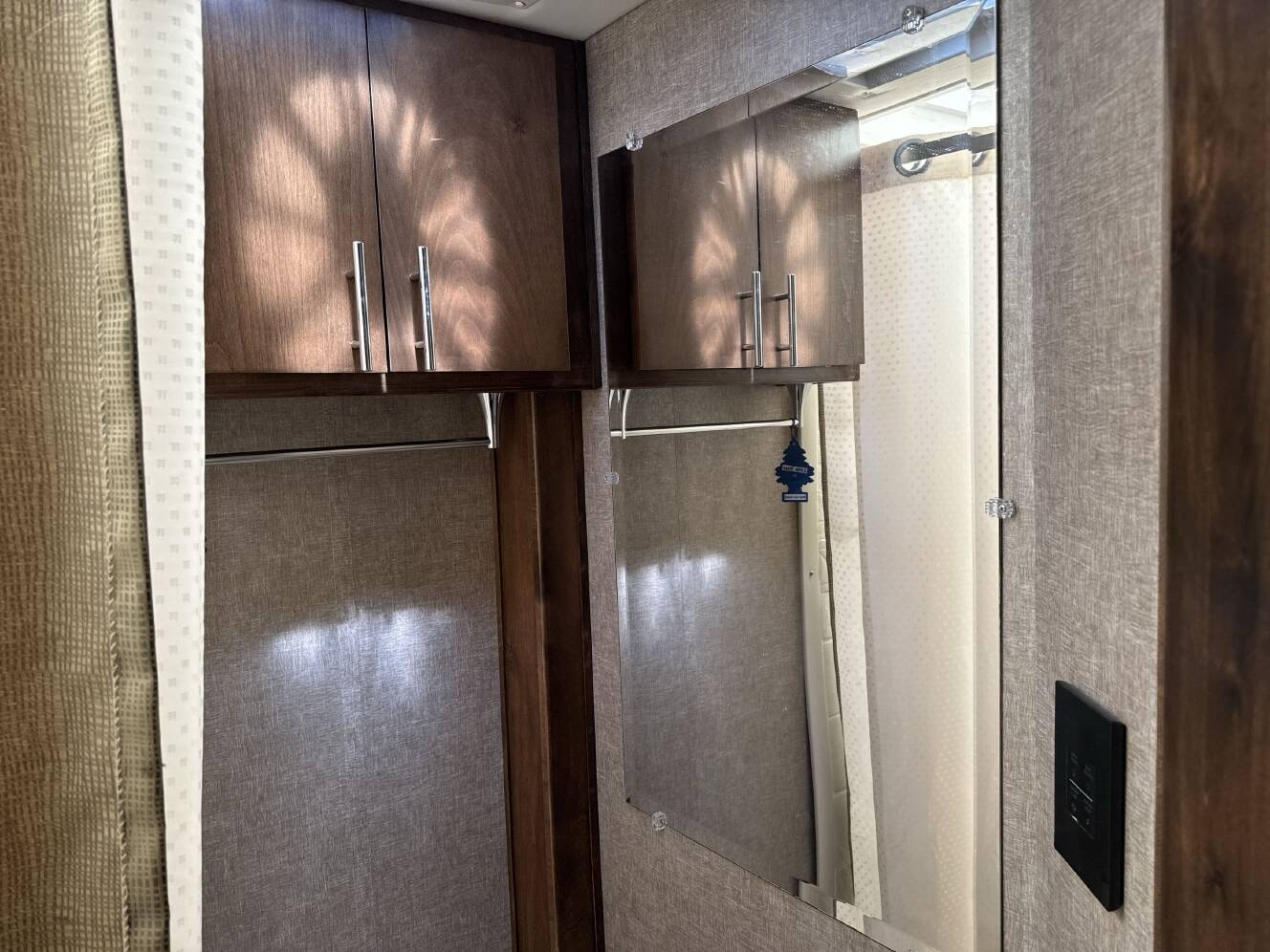 A photo of this 2018 Tiffin WAYFARER 24QW