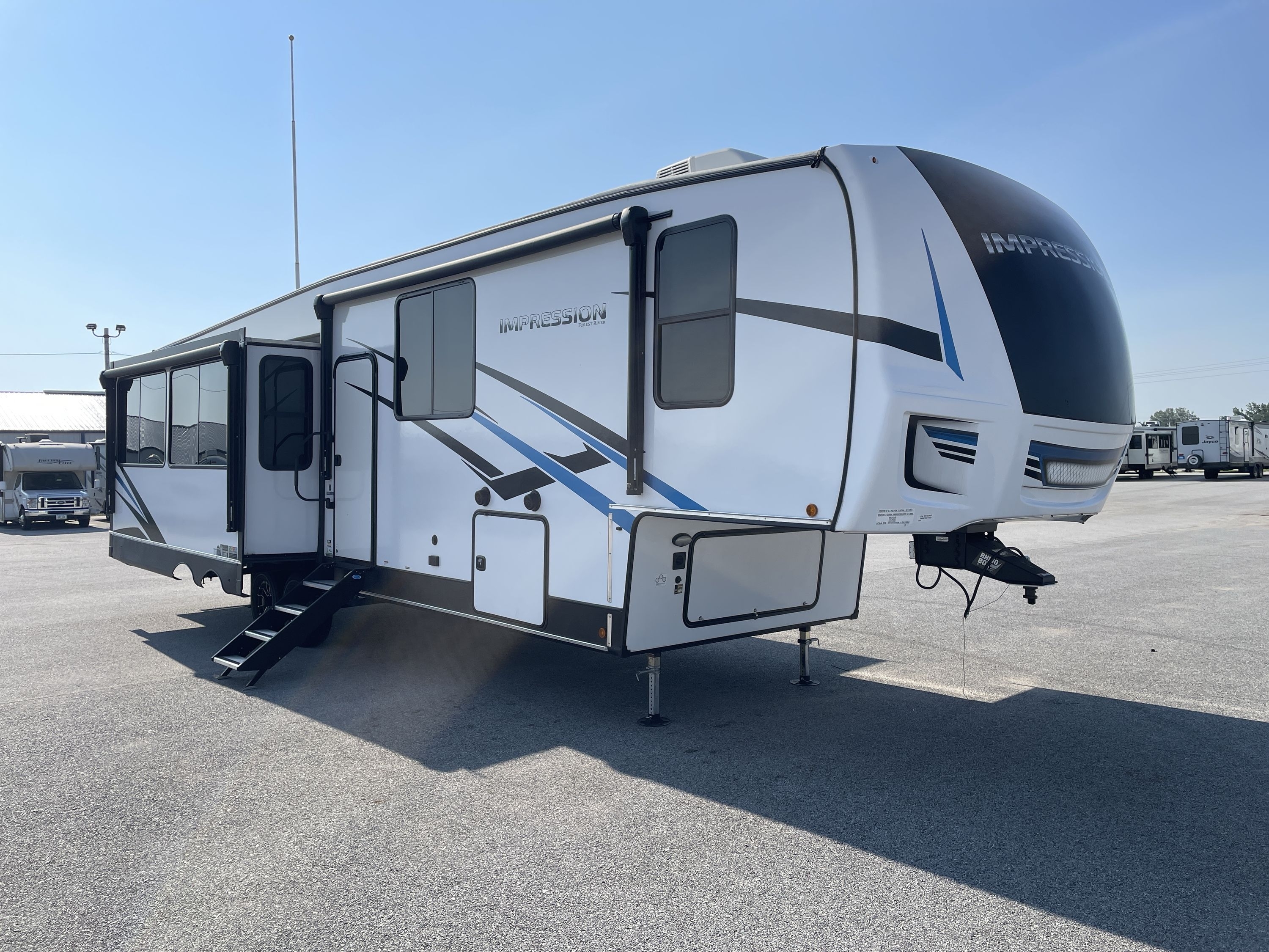2024 Forest River IMPRESSION 318RLVIEW RV