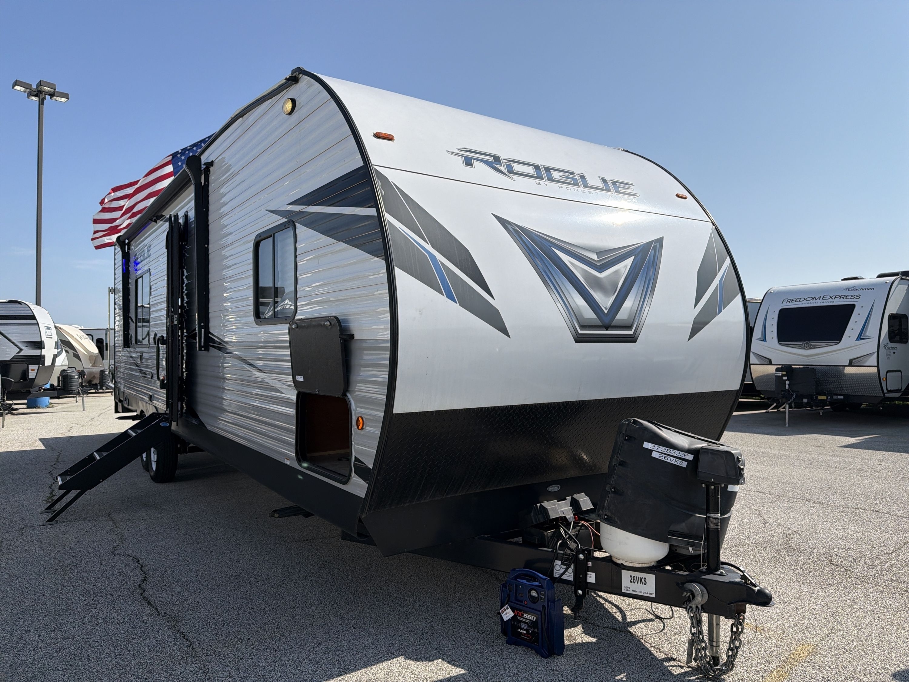 2022 Forest River ROGUE 26VKS Travel Trailer Toy Hauler RV