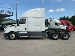2020 FREIGHTLINER CASCADIA 126