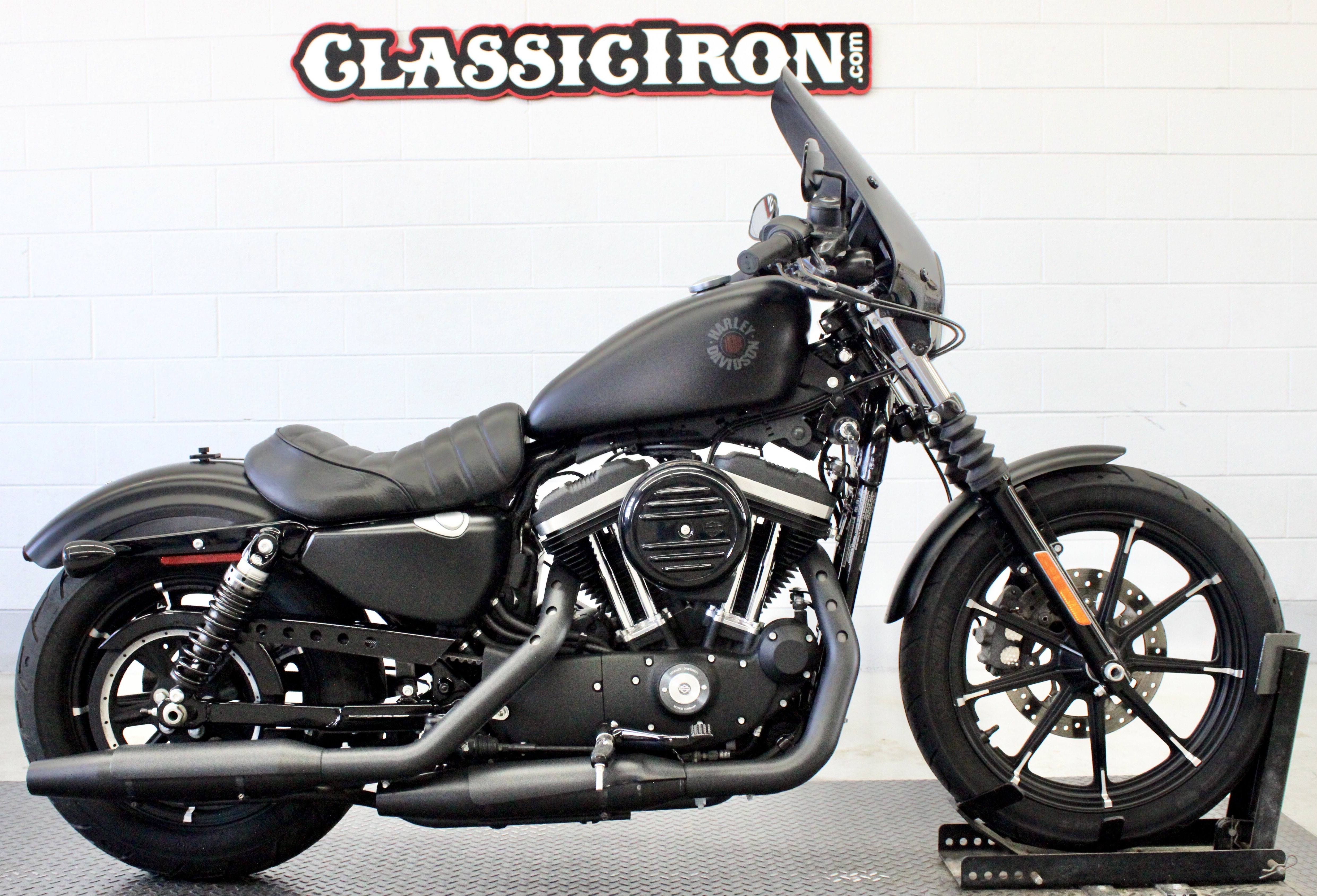 2020 Harley-Davidson Iron 883™ IRON in Fredericksburg, VA