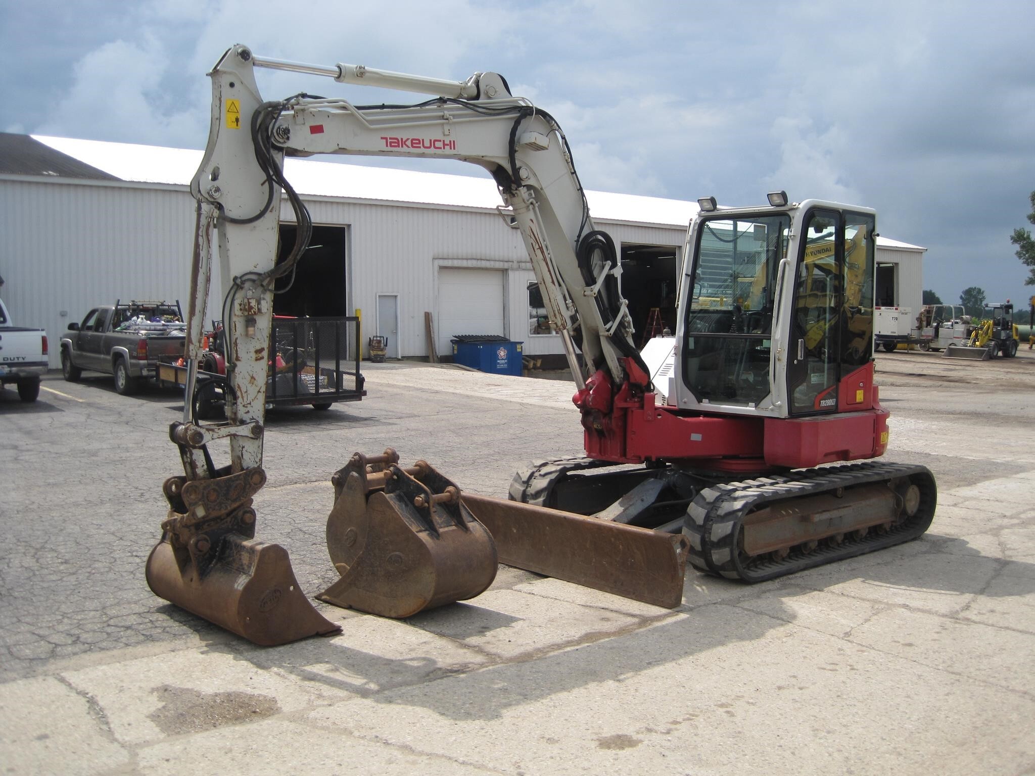 2016 TAKEUCHI TB280FR in Holland, MI