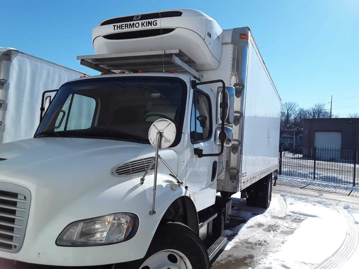 2019 FREIGHTLINER BUSINESS CLASS M2 106 in Kansas City, MO