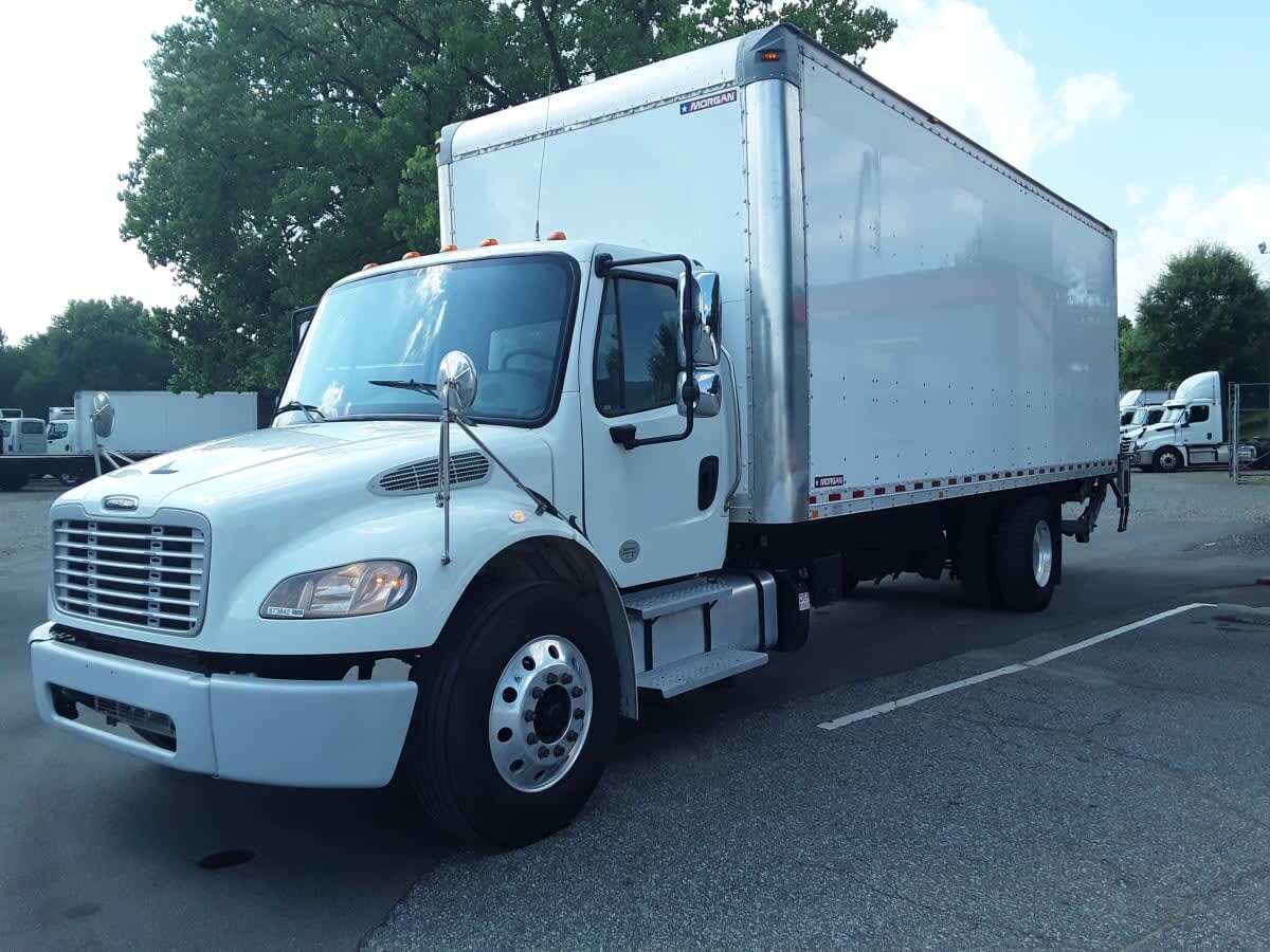2019 FREIGHTLINER BUSINESS CLASS M2 106 in Charlotte, NC