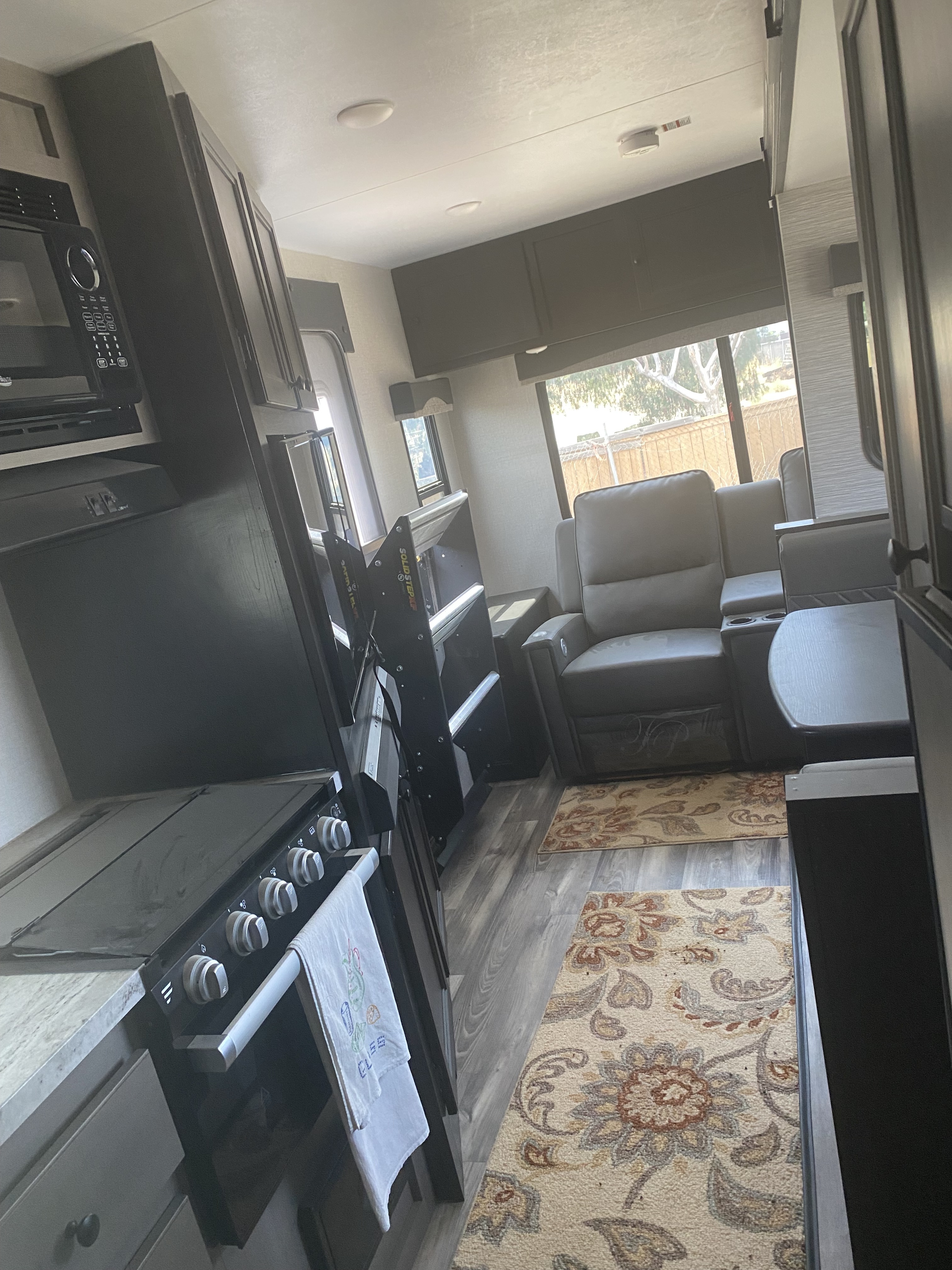 2022 Starcraft TRAVEL TRAILER 26S in menifee CA