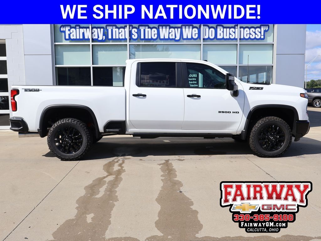 2026 CHEVROLET Silverado 3500HD in East Liverpool, OH