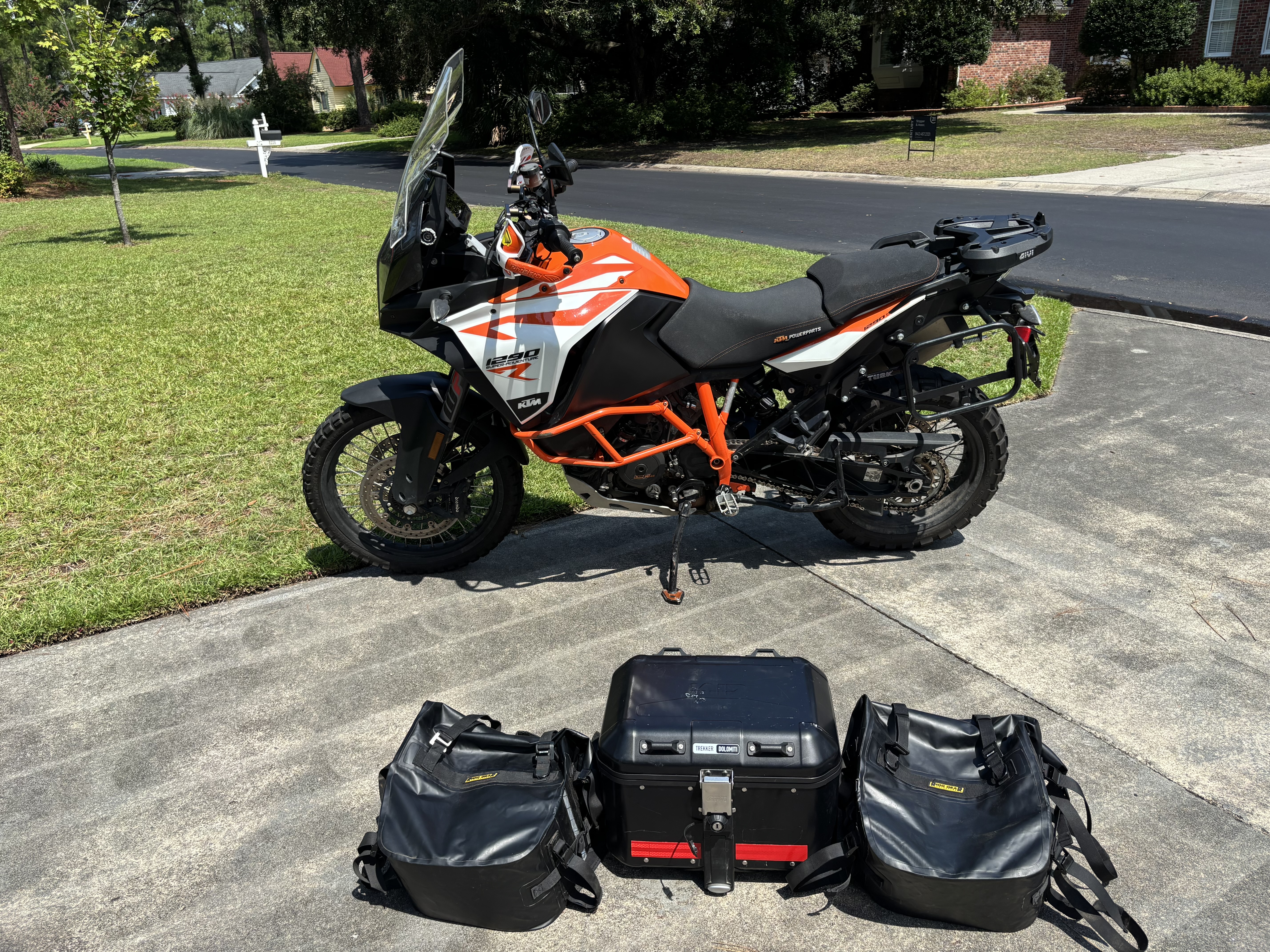 2017 KTM 1290 SUPER ADVENTURE R Dual Sport motorcycle