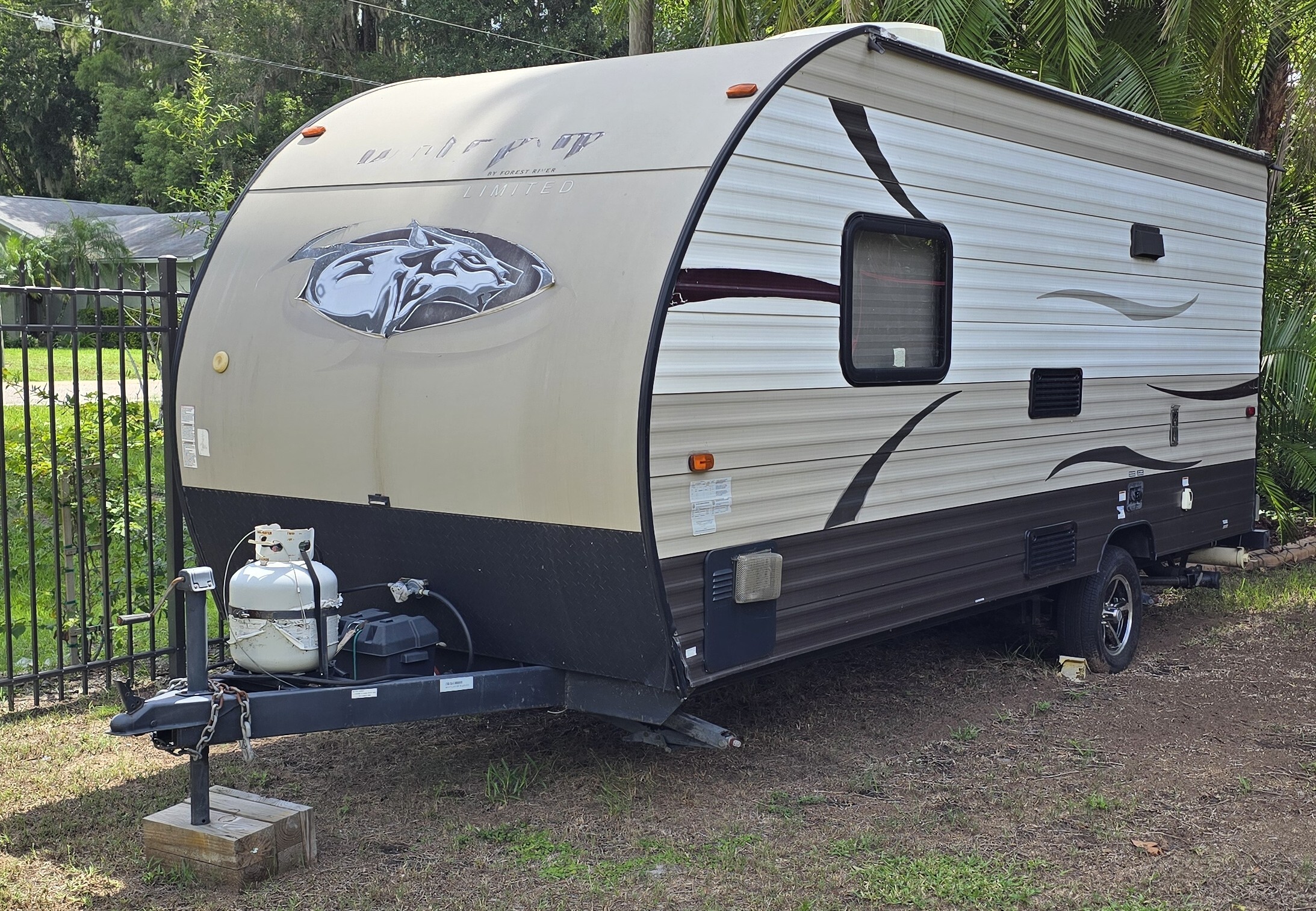 2015 Forest River CHEROKEE WOLF PUP 17RP RV