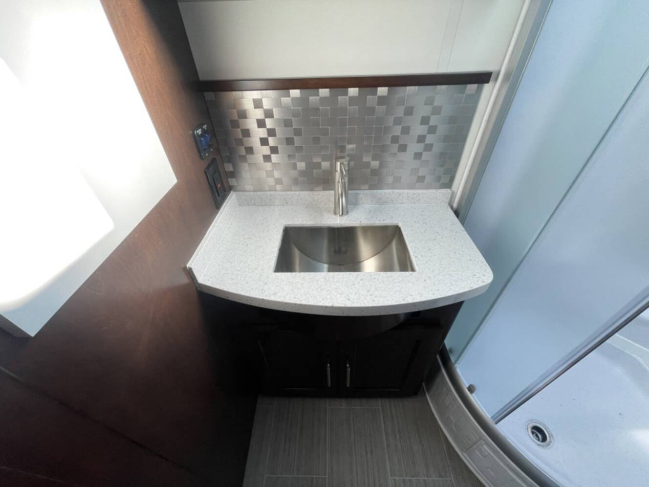 A photo of this 2022 Regency Ultra Brougham 25MB