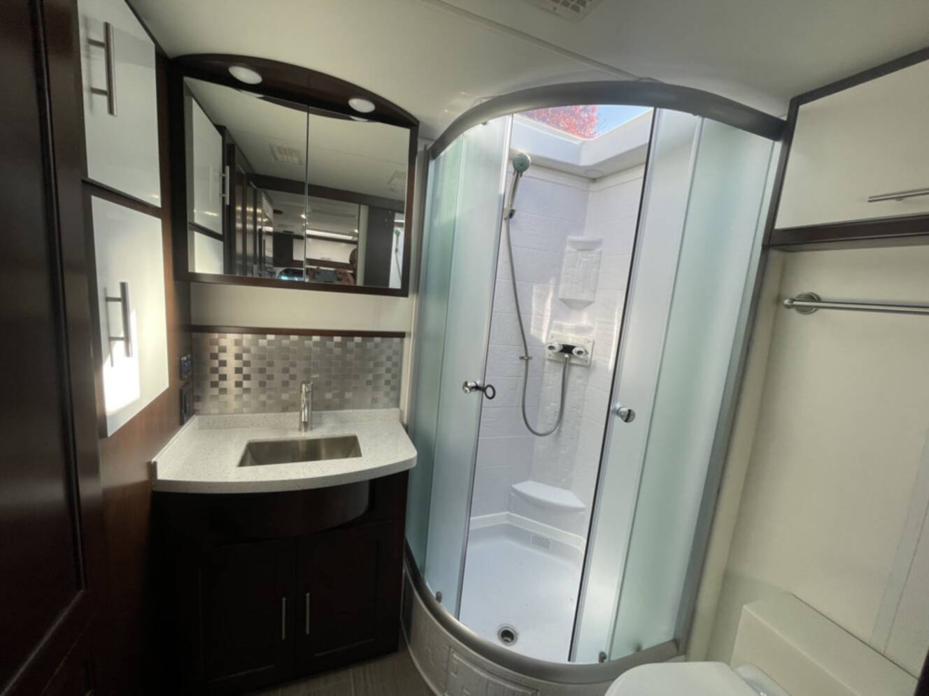 A photo of this 2022 Regency Ultra Brougham 25MB