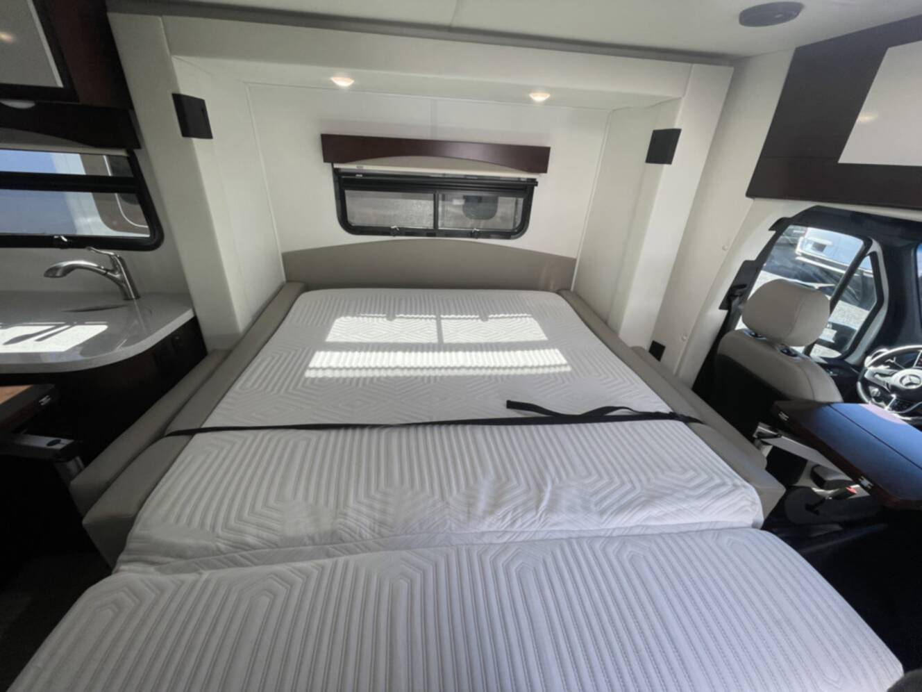 A photo of this 2022 Regency Ultra Brougham 25MB