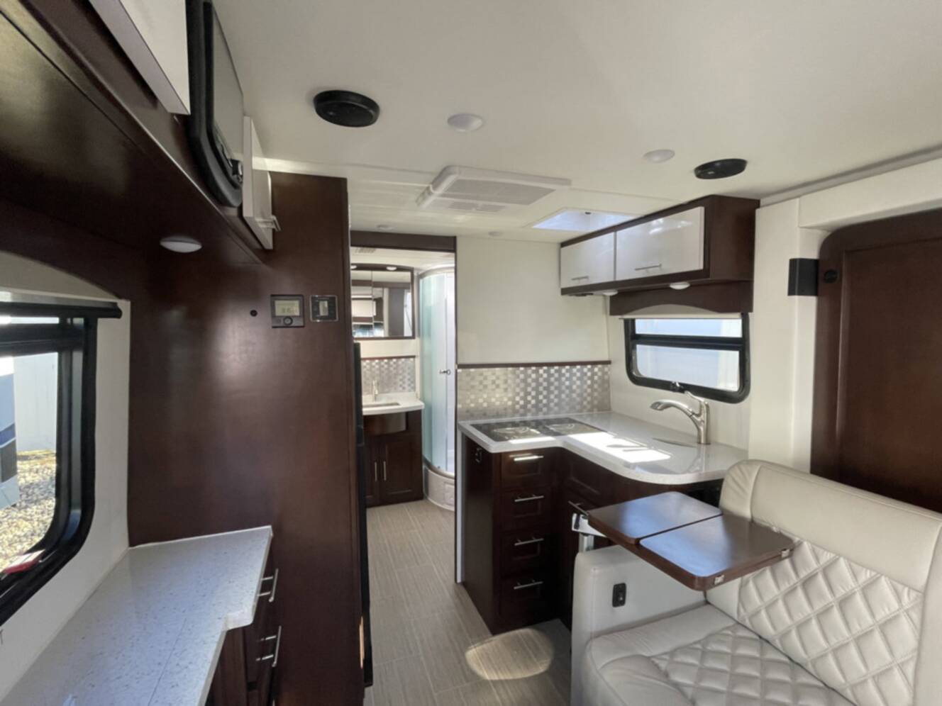 A photo of this 2022 Regency Ultra Brougham 25MB