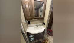 2018 Forest River CEDAR CREEK SILVERBACK 29RE RV