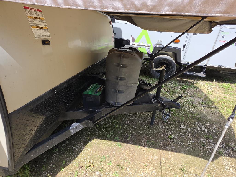 2015 FOREST RIVER ROCKWOOD HW277