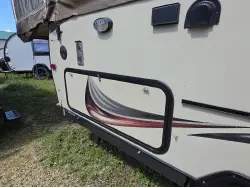 2015 FOREST RIVER ROCKWOOD HW277