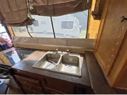 2015 FOREST RIVER ROCKWOOD HW277