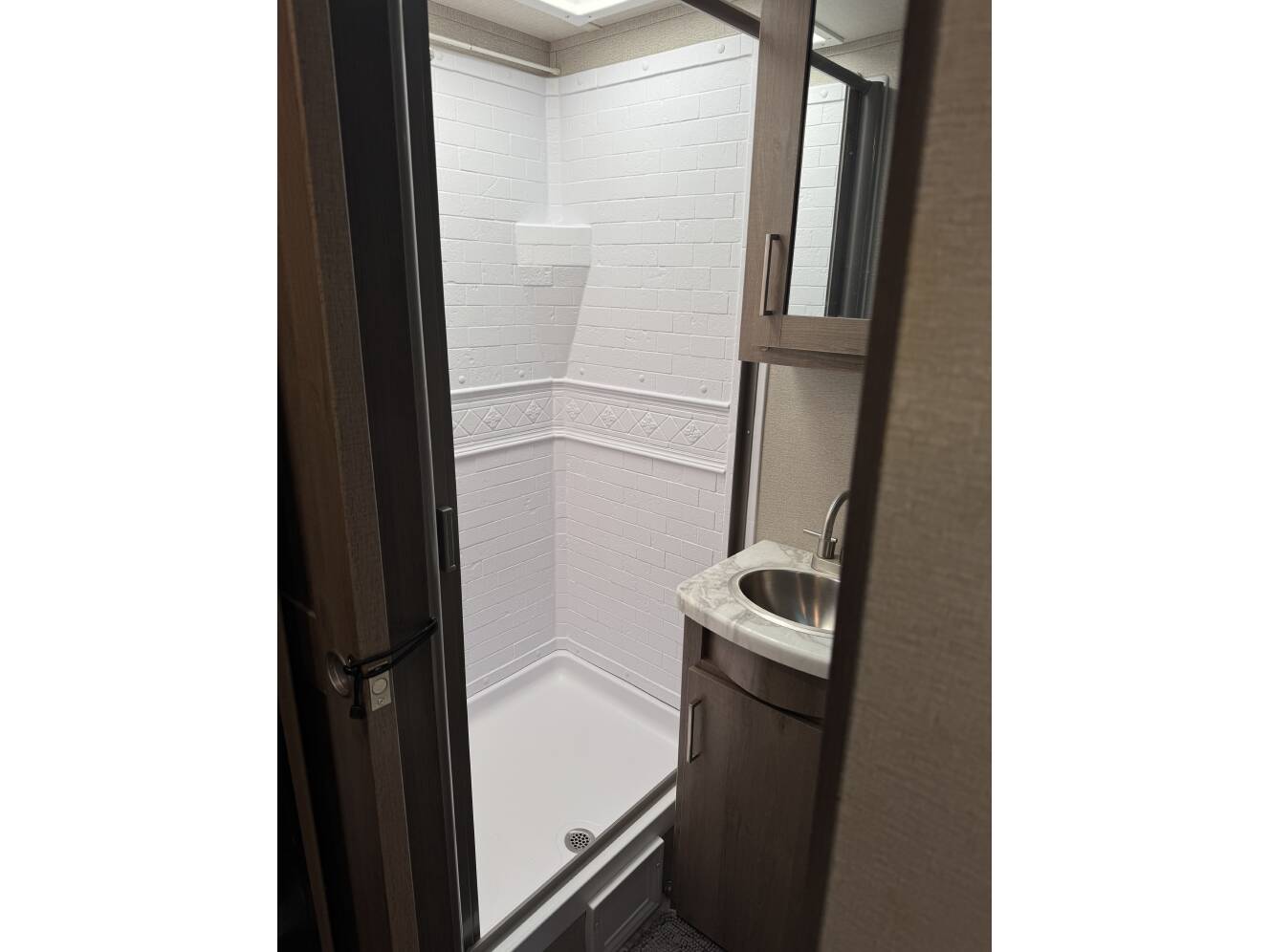 A photo of this 2023 Grand Design IMAGINE XLS 17MKE