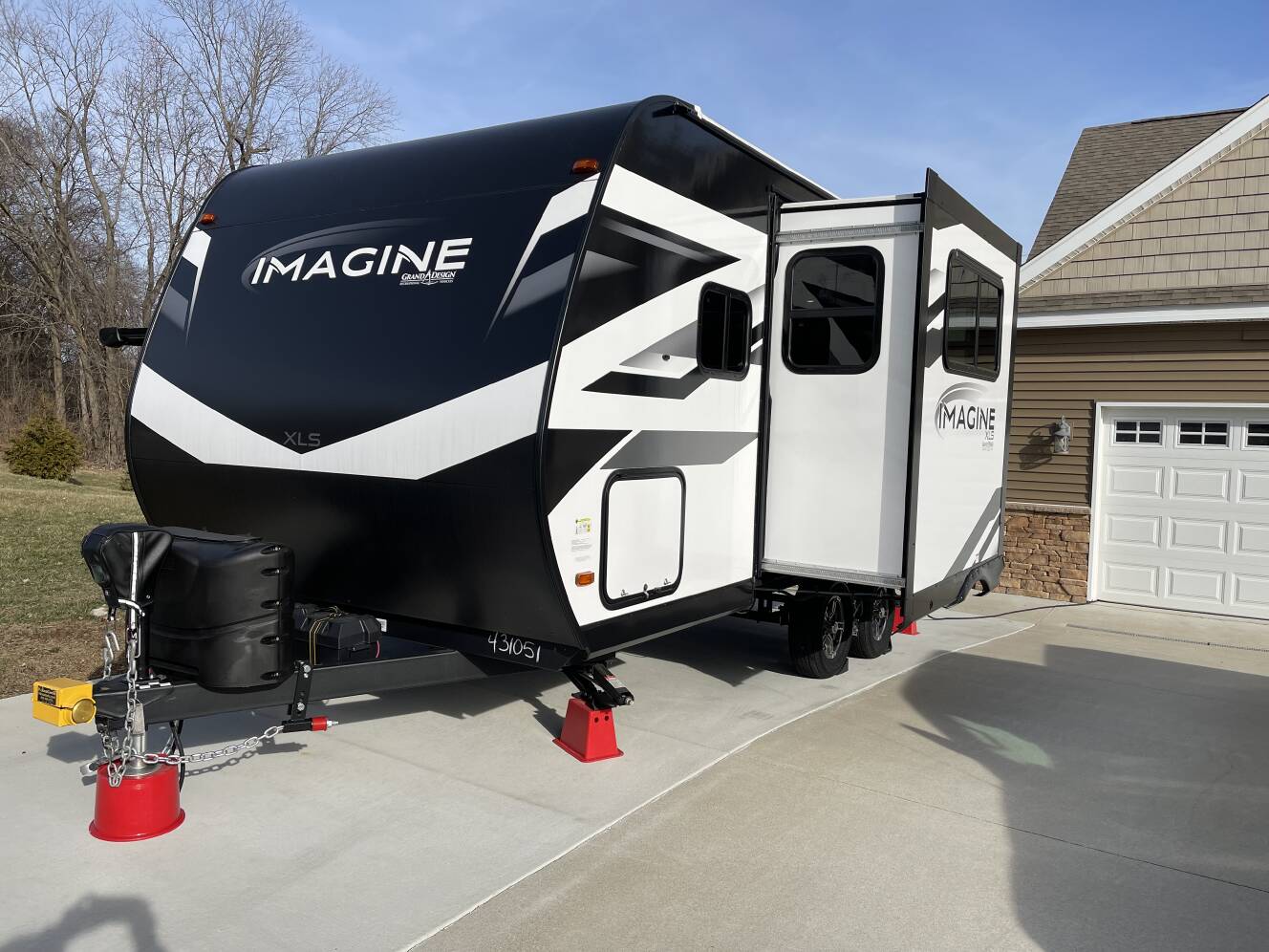 A photo of this 2023 Grand Design IMAGINE XLS 17MKE