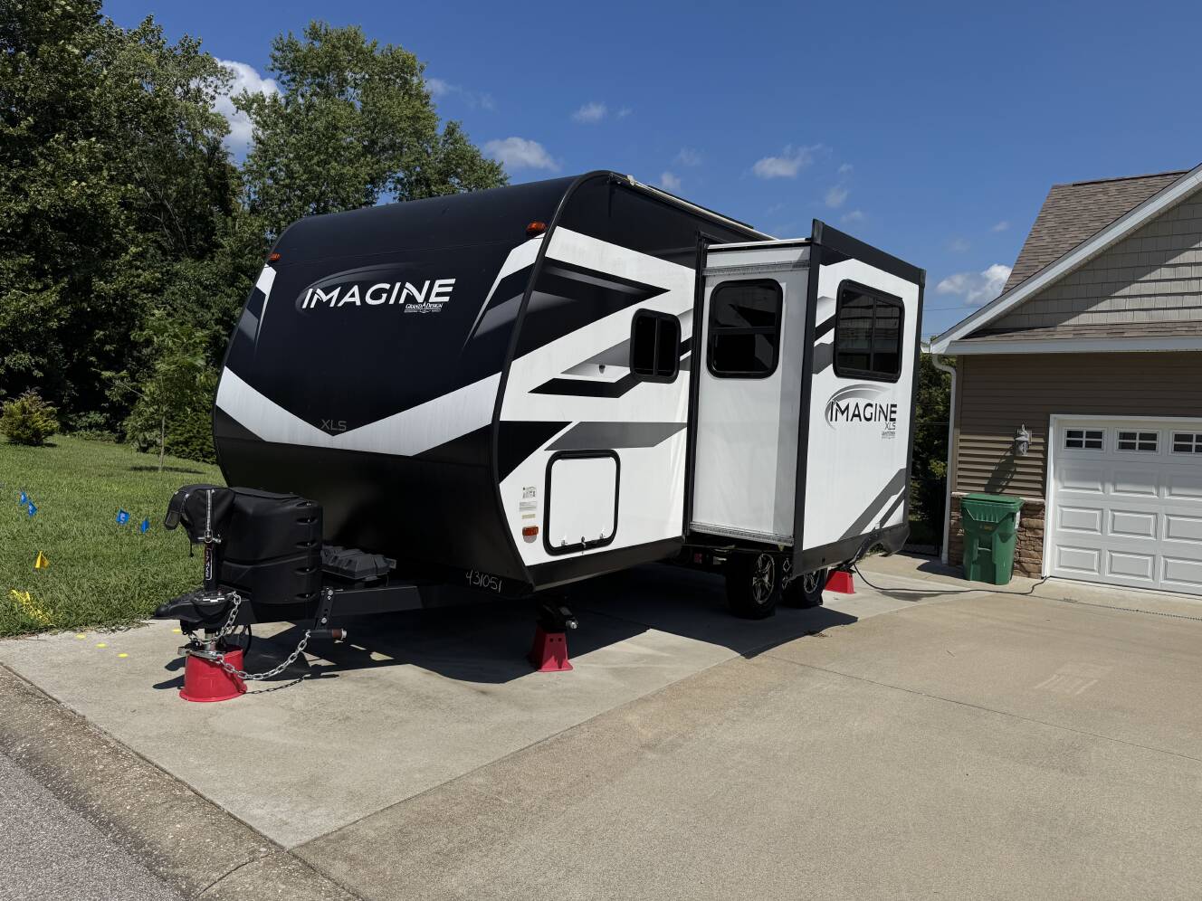 A photo of this 2023 Grand Design IMAGINE XLS 17MKE
