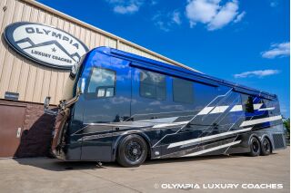 2024 FORETRAVEL REALM PRESIDENTIAL SERIES LV2