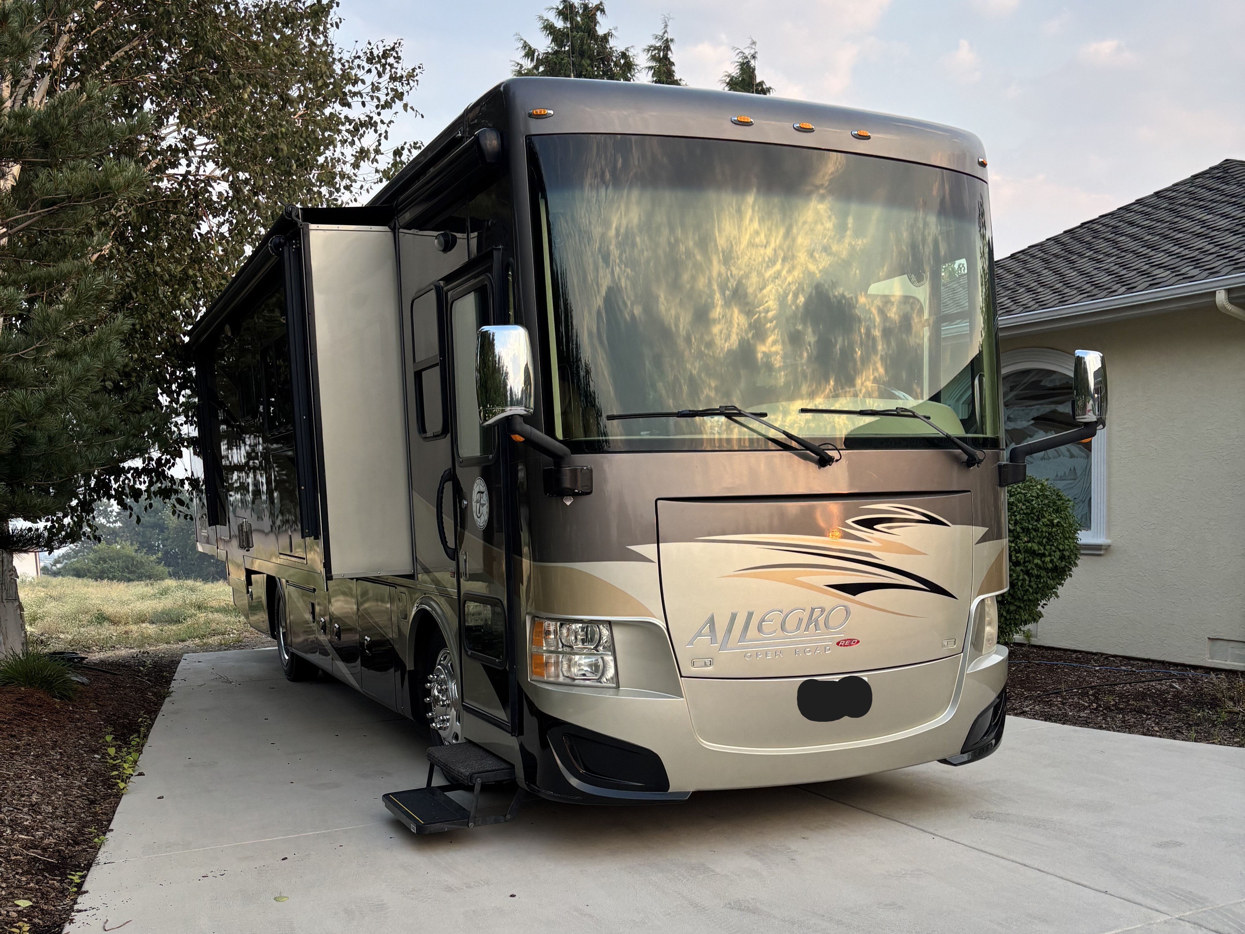 2014 Tiffin Motorhomes ALLEGRO OPEN ROAD 34QFA in tomball TX