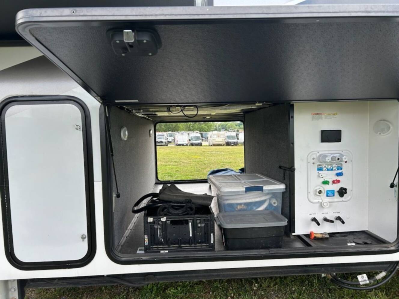 A photo of this 2021 Alliance Rv Paradigm 310RL