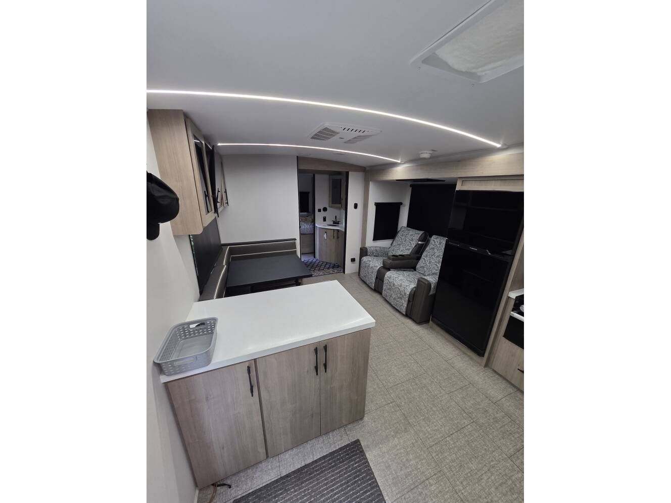 A photo of this 2025 Grand Design IMAGINE 2920BS