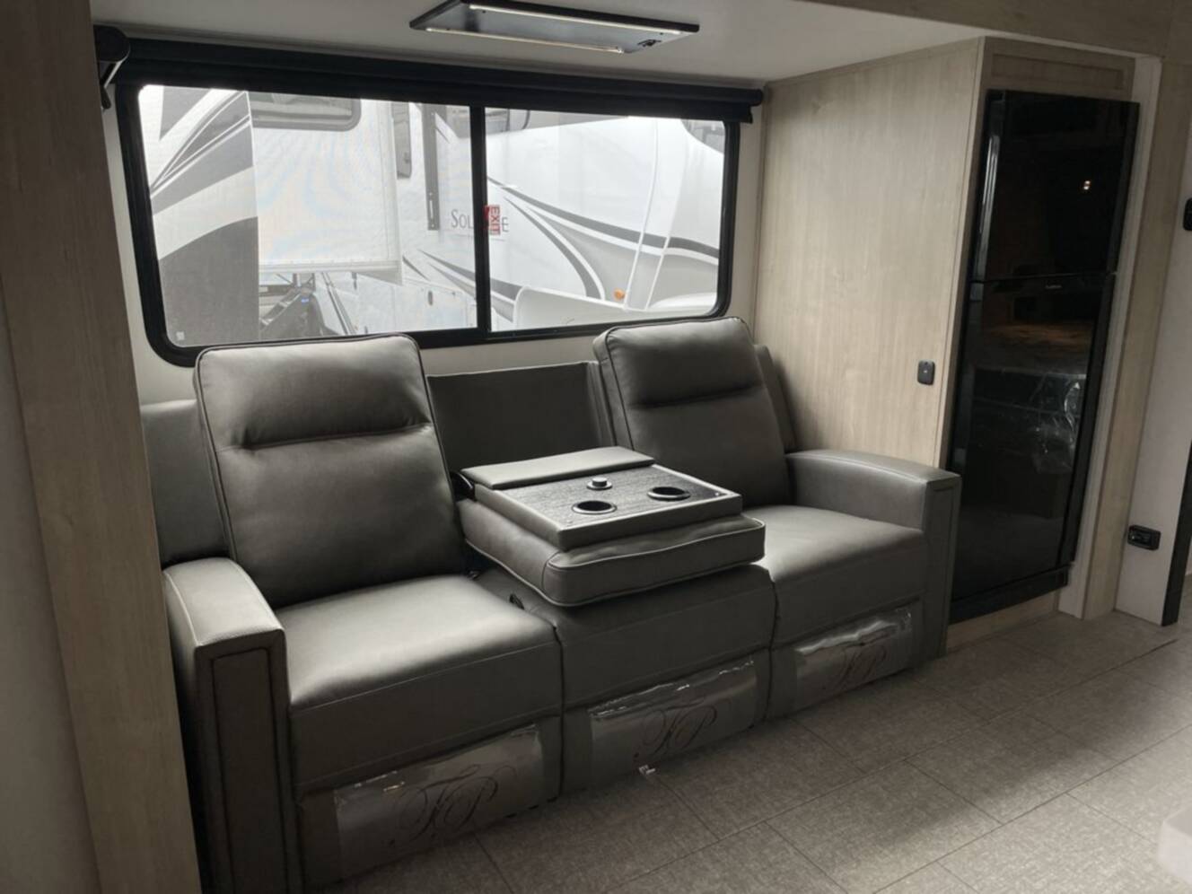 A photo of this 2025 Grand Design Imagine 2300MK
