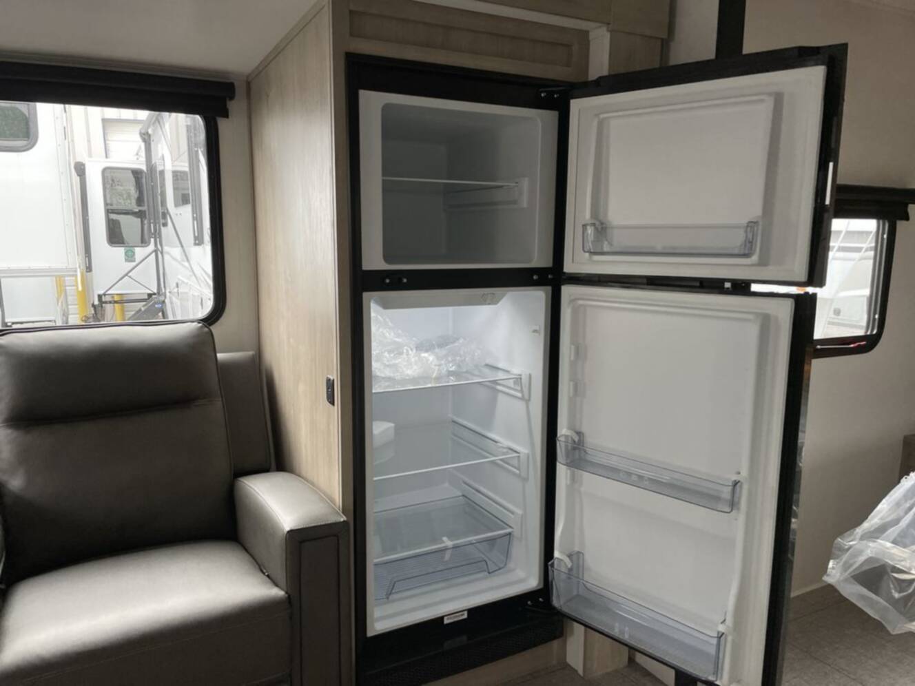 A photo of this 2025 Grand Design Imagine 2300MK