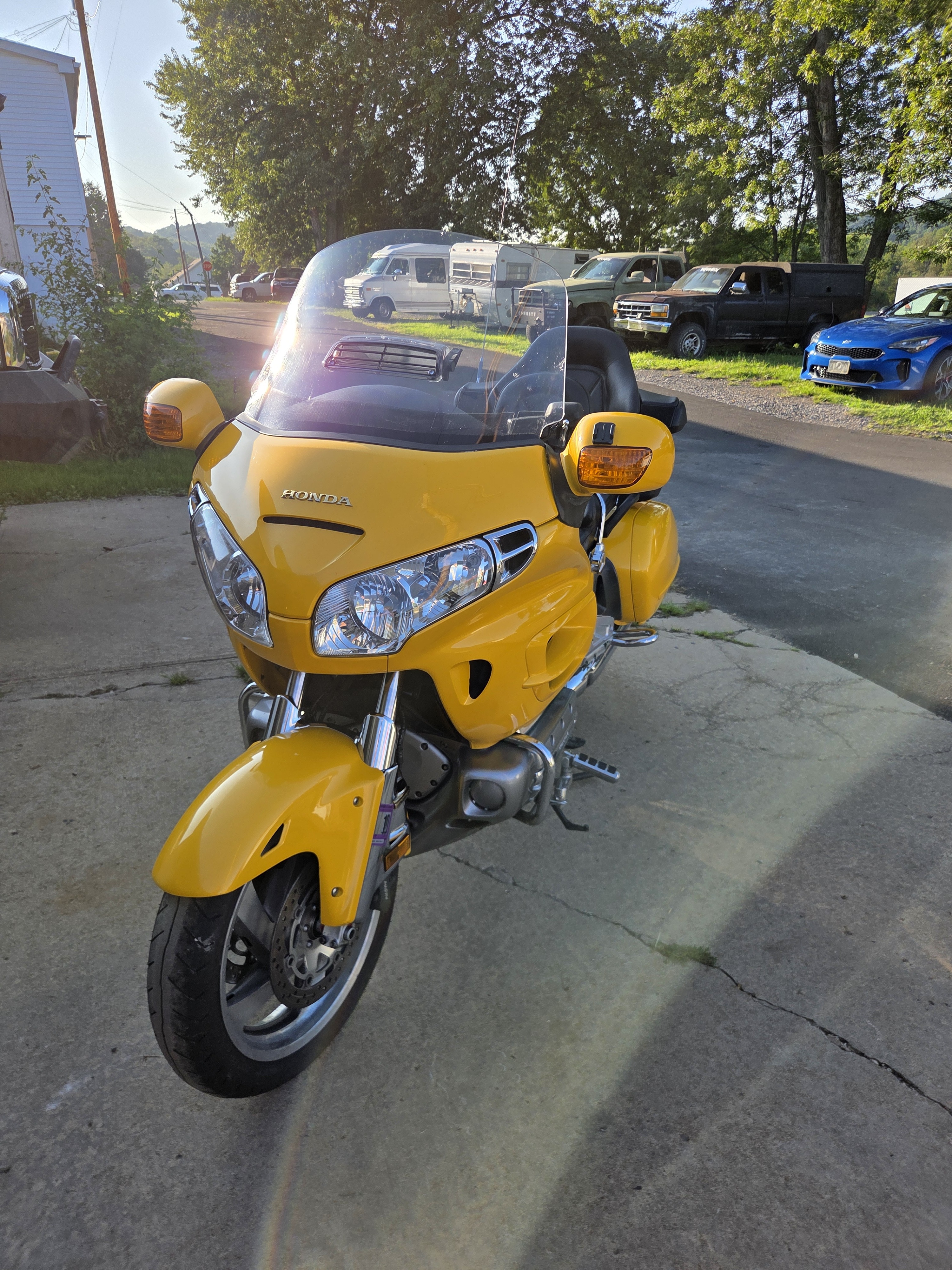 2002 Honda GOLD WING 1800 1800 in Evans City, PA