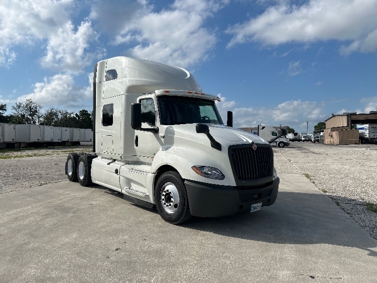 2020 INTERNATIONAL LT625 in Tampa, FL
