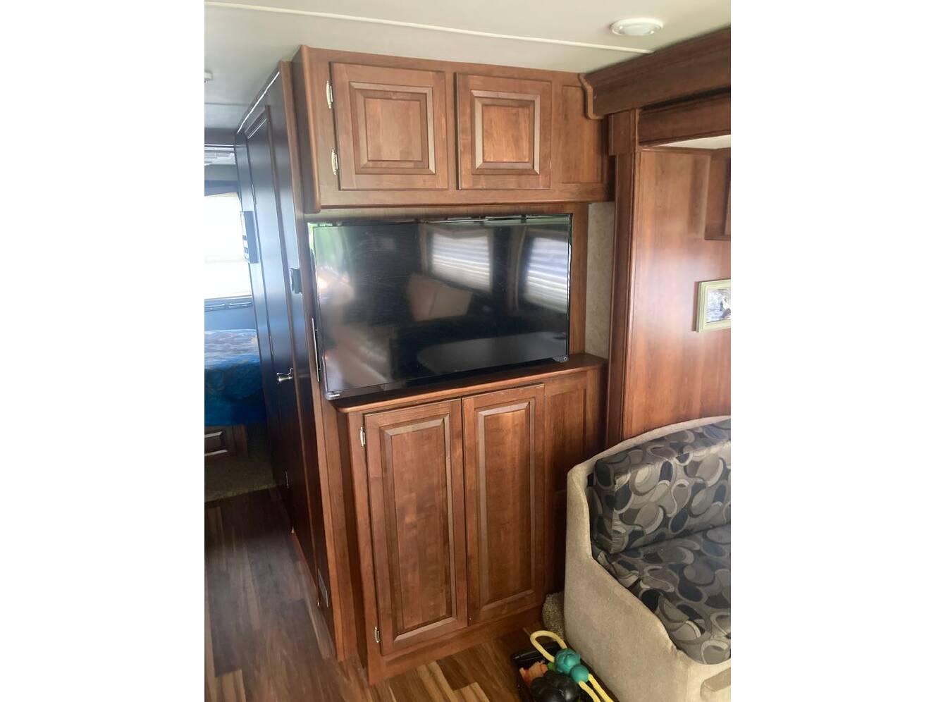 A photo of this 2015 Forest River Georgetown 328TS