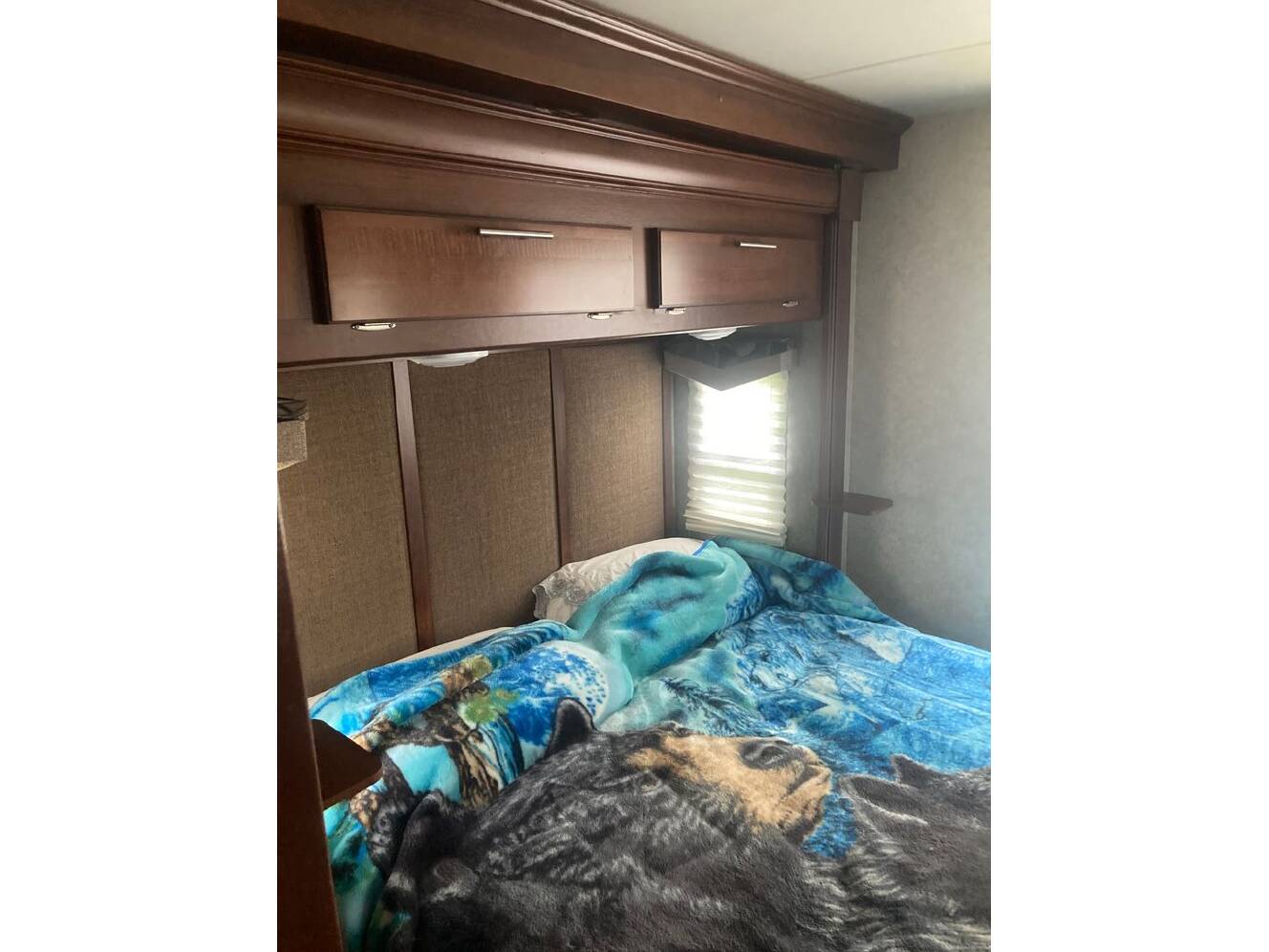 A photo of this 2015 Forest River Georgetown 328TS