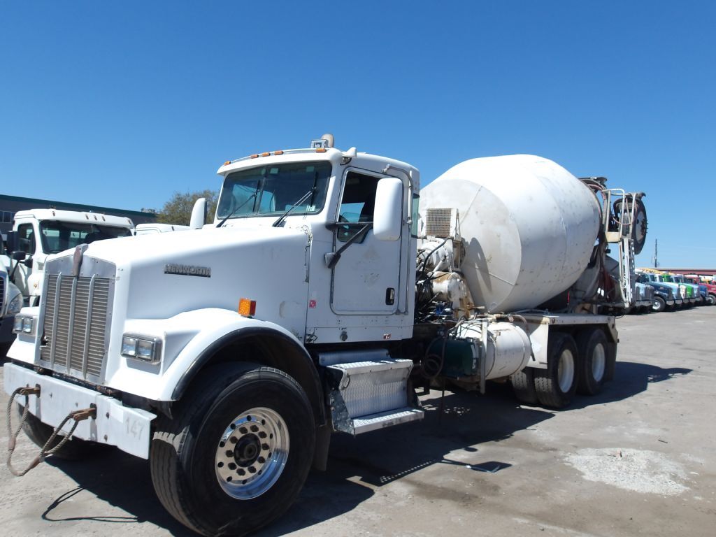 2008 KENWORTH W900 in Houston, TX