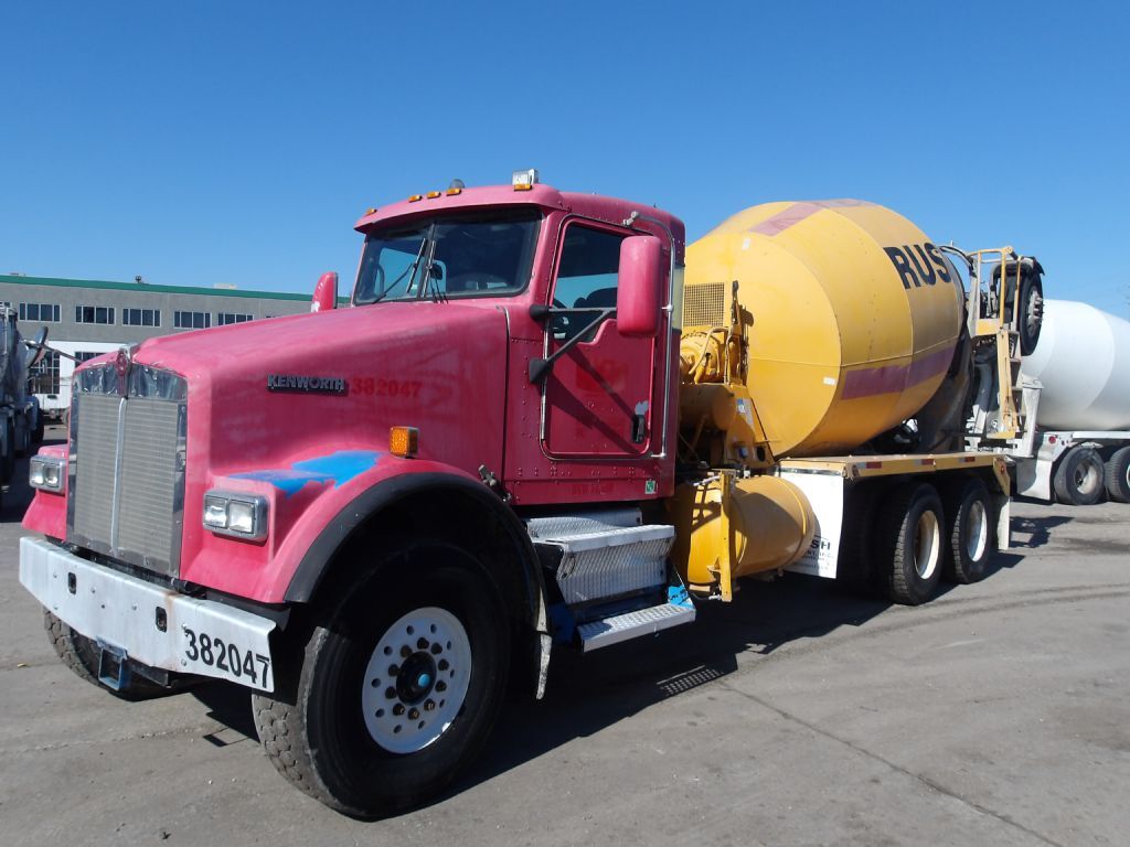 2014 KENWORTH W900 in Houston, TX