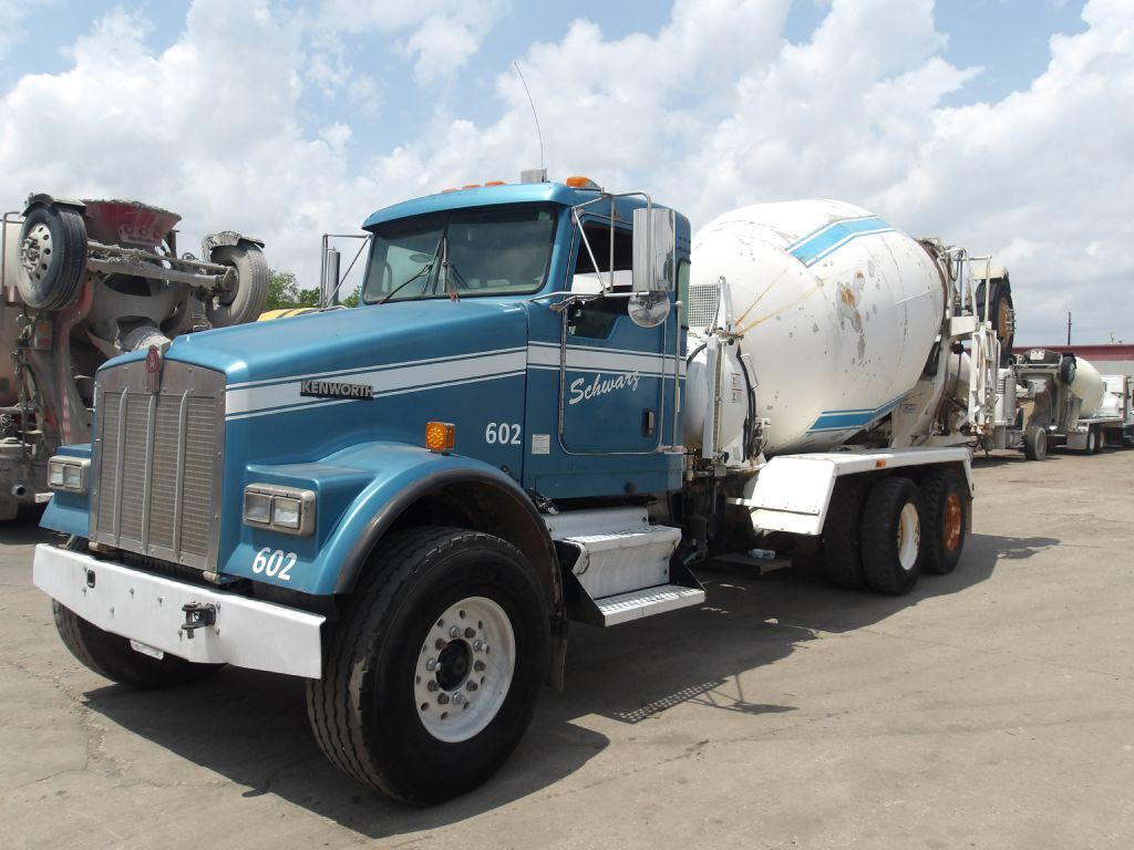 2006 KENWORTH W900 in Houston, TX