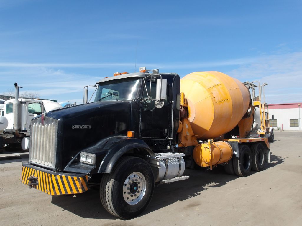 2014 KENWORTH T800 in Houston, TX
