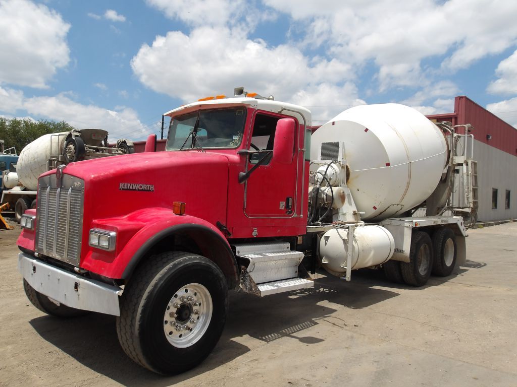 2006 KENWORTH W900B in Houston, TX
