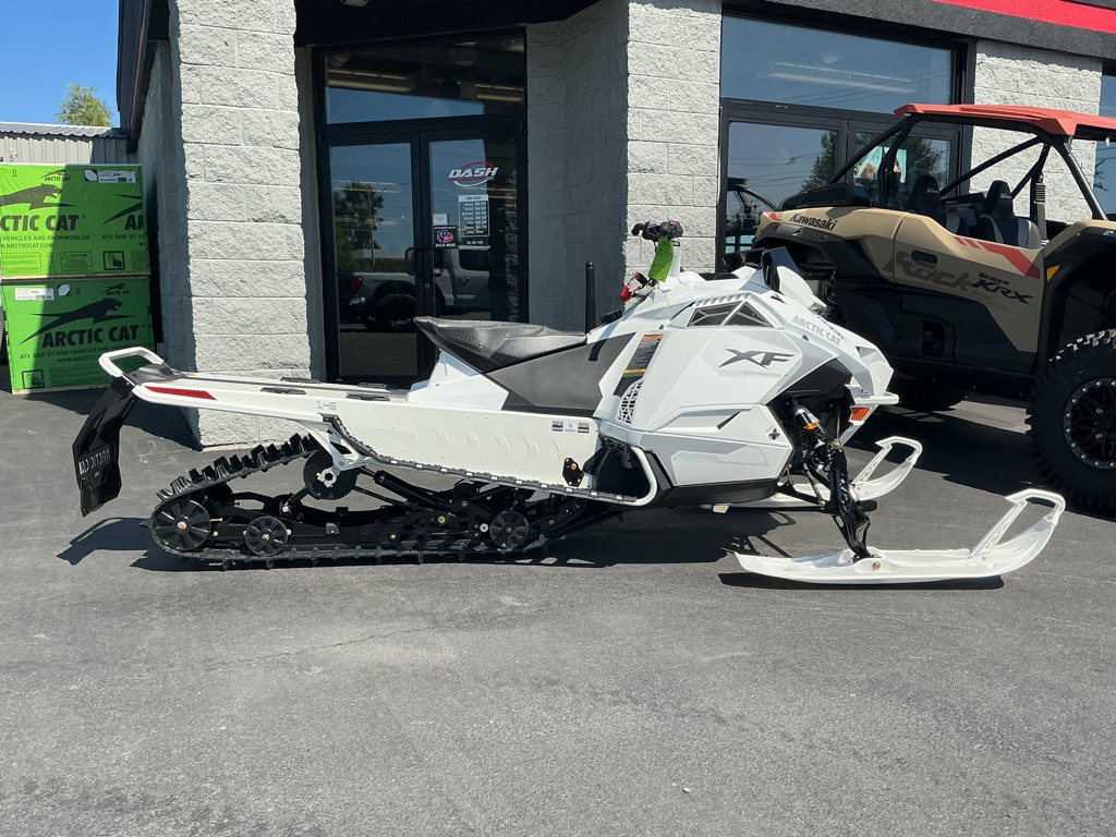 2027 Arctic Cat XF 858 Sno Pro w/Arctic Cat G8 Display 146 1.75 AWS SNO PRO ES AC G8 DISPLAY in canandaigua NY