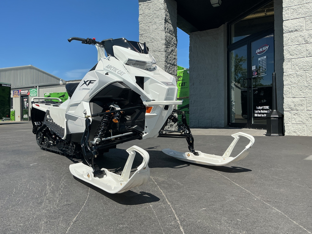 New 2027 Arctic Cat Xf 858 Sno Pro W/arctic Cat G8 Display 146